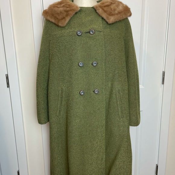 Vintage Amter’s Green Coat with Mink collar fully lined - Picture 2 of 8